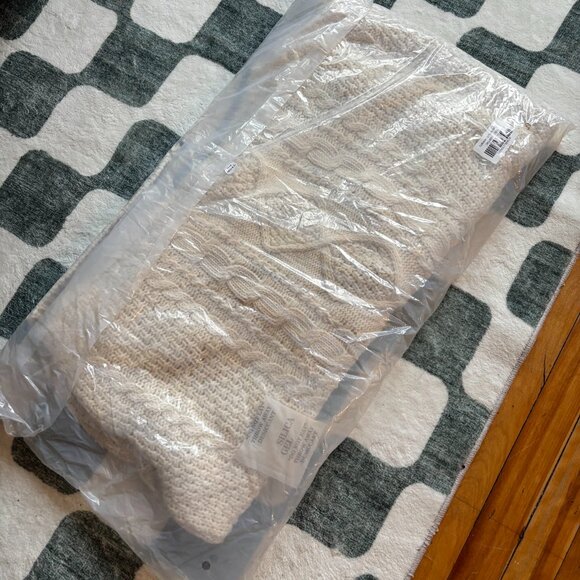 Taylor Swift Folklore Cardigan - Picture 6 of 6